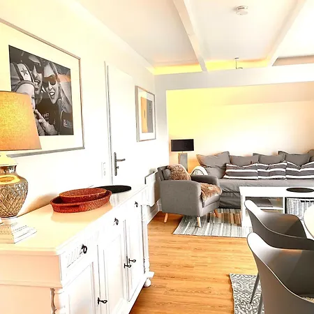 Reetloft Mit Grosser Terrasse In Großenbrode